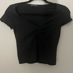 BRANDY MELVILLE V-NECK TOP